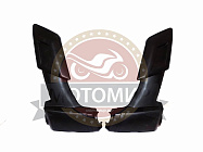 Накладки декоративные переднего бампера левая +правая BEORN 200